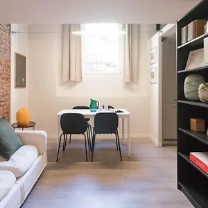 https://italianway-ercole-ricotti-19.italymilanhotels.net